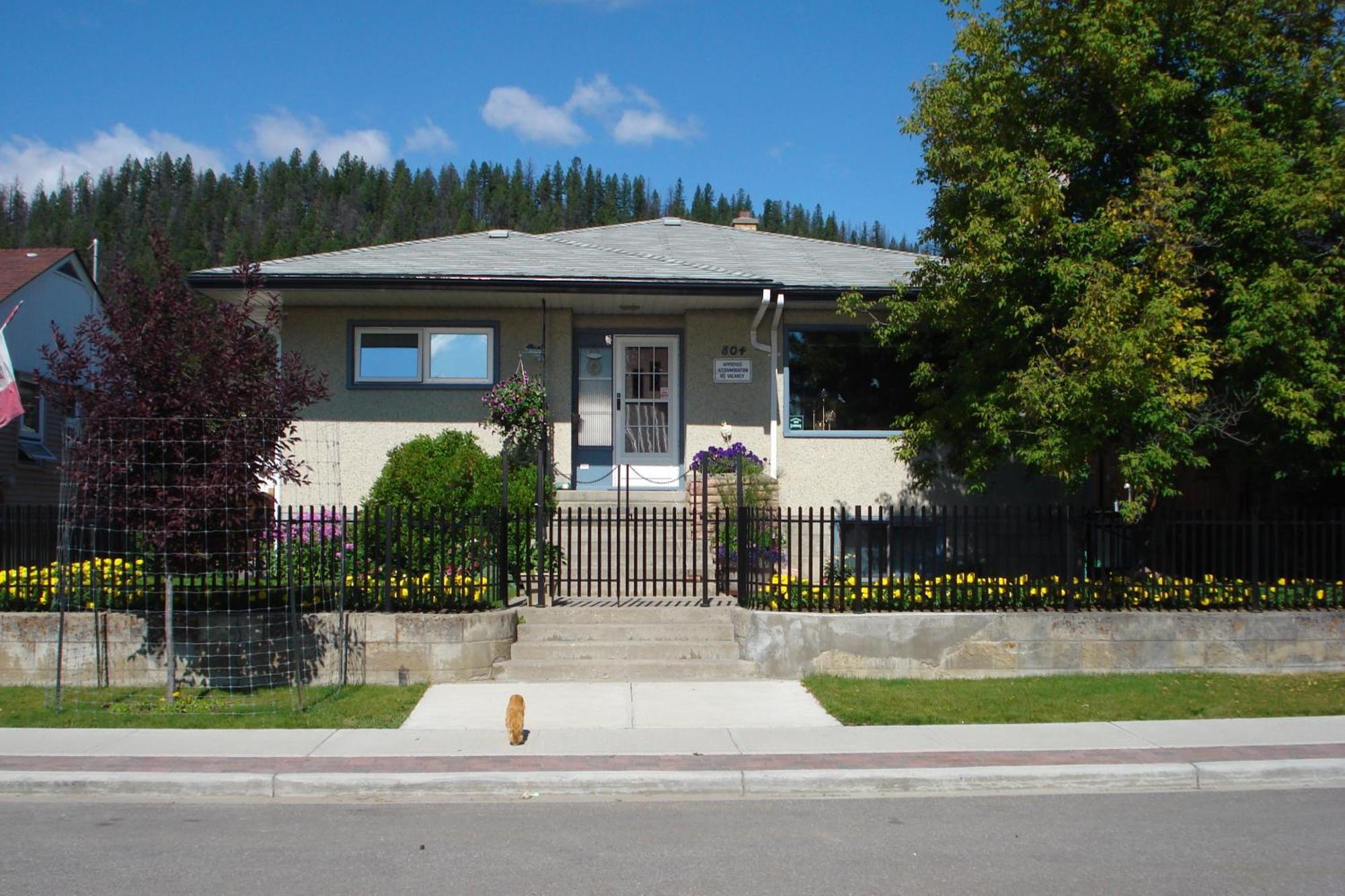 Dave & Honey'S Accommodation Jasper Exterior photo